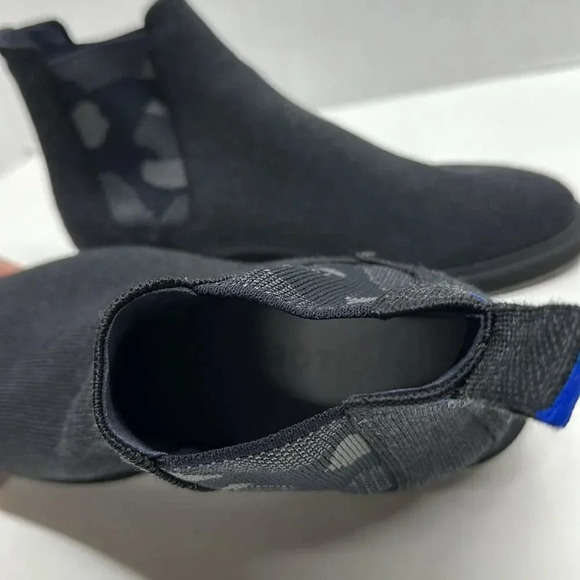 Rothys Chelsea Boot The Merino Granite Black Gray Camouflage Camo Mens Size 9 - Picture 8 of 11